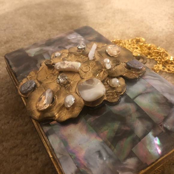 WILLING TO TRADE - TRADE VALUE $450 - Picture 3 of 8